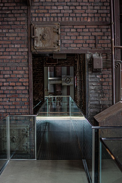 Alpinista Przemysłowy: Profesja Dla Odważnych - 1 2025